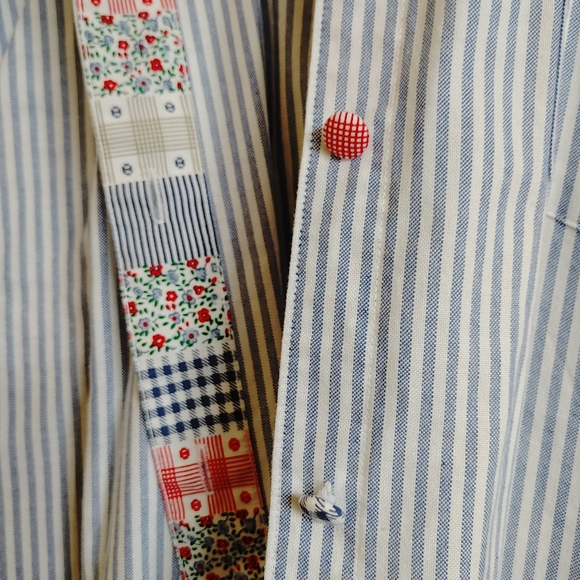 Vintage Coastal Grandma Blouse - Picture 3 of 3